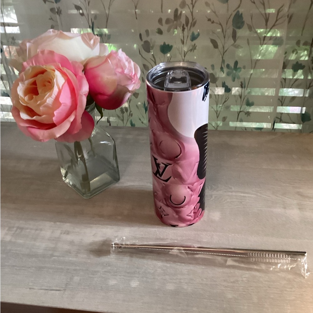 Fashion Pink Tumbler with Black Butterfly 🦋 - Picture 3 of 7